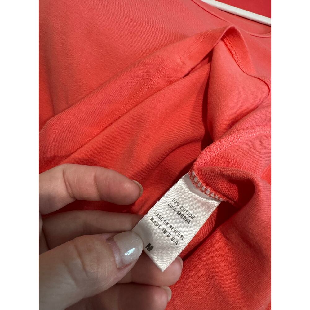 Barbara Lesser Women's Scoop Neck Asymmetrical Hem Blouse‎ Coral Size Medium - Picture 5 of 8
